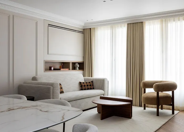 Highstay - Luxury Serviced - Centre Pompidou Apartment